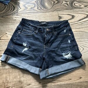 Women’s Judy Blue small jeans shorts (stretchy)